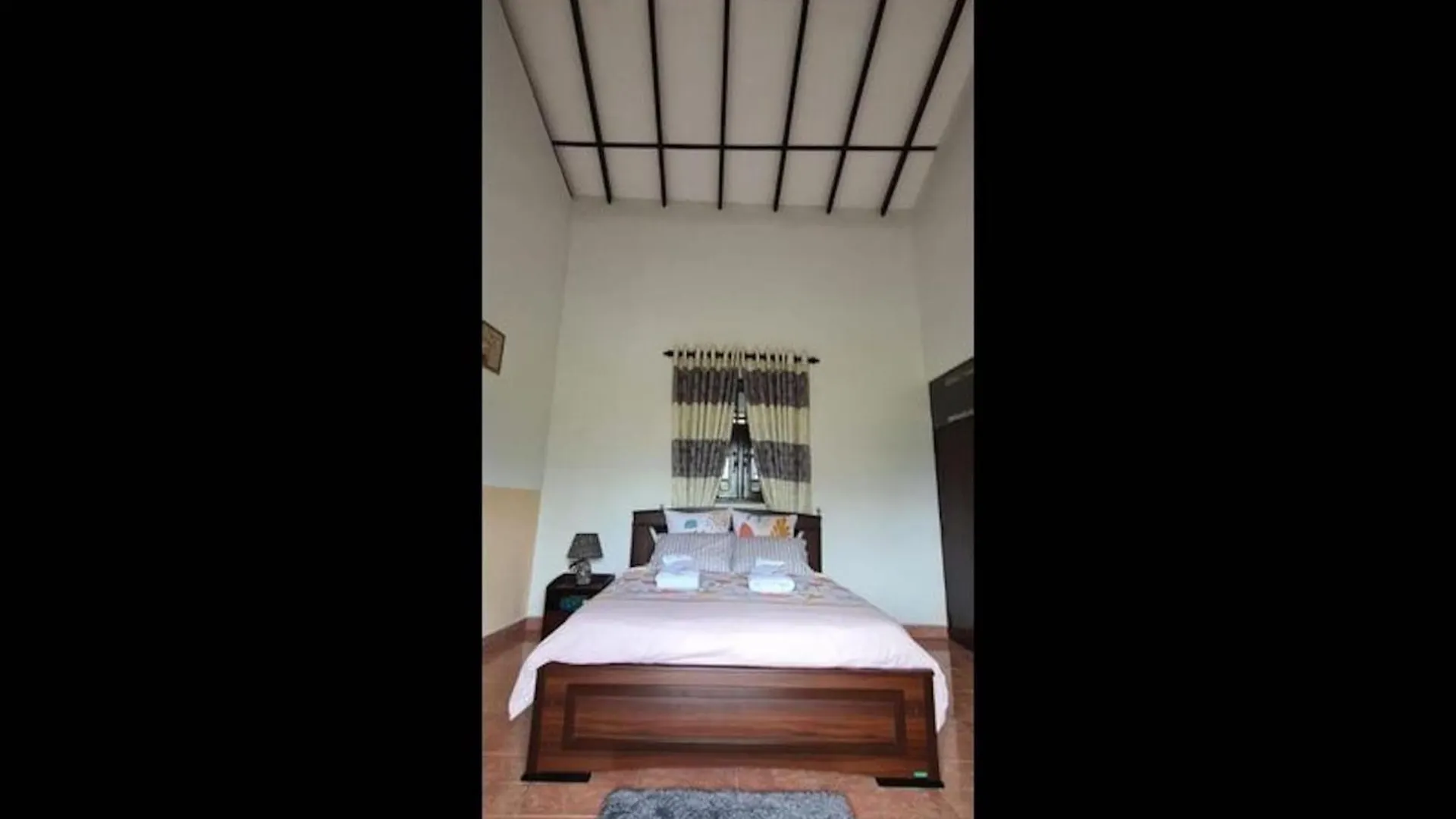Room In Bb - Ja-Elas French Touch 5 니곰보